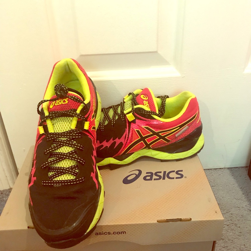 ASICS